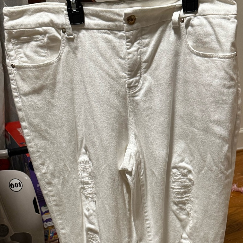 Chico’s White Ripped Skinny Girlfriend Jeans